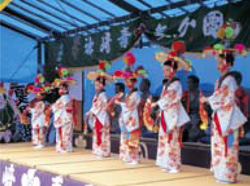 下波結出地区のお伊勢踊り